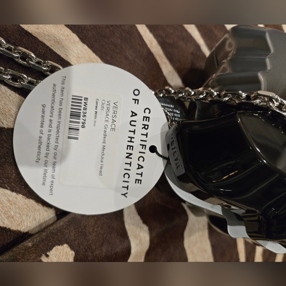 New with box . VERSACE Medusa Head Chain Clutch Black Silver - Picture 4 of 11